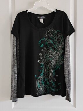 Appropriate Behavior Women's Black Paisley Long Sleeve T-Shirt Size L